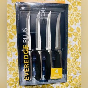 J.A. HENCKELS- Everedge Plus 4 Piece Steak Knives Set - Black